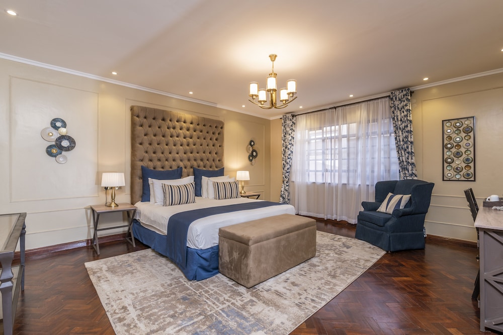 Fair Acres Boutique Hotel 9/71