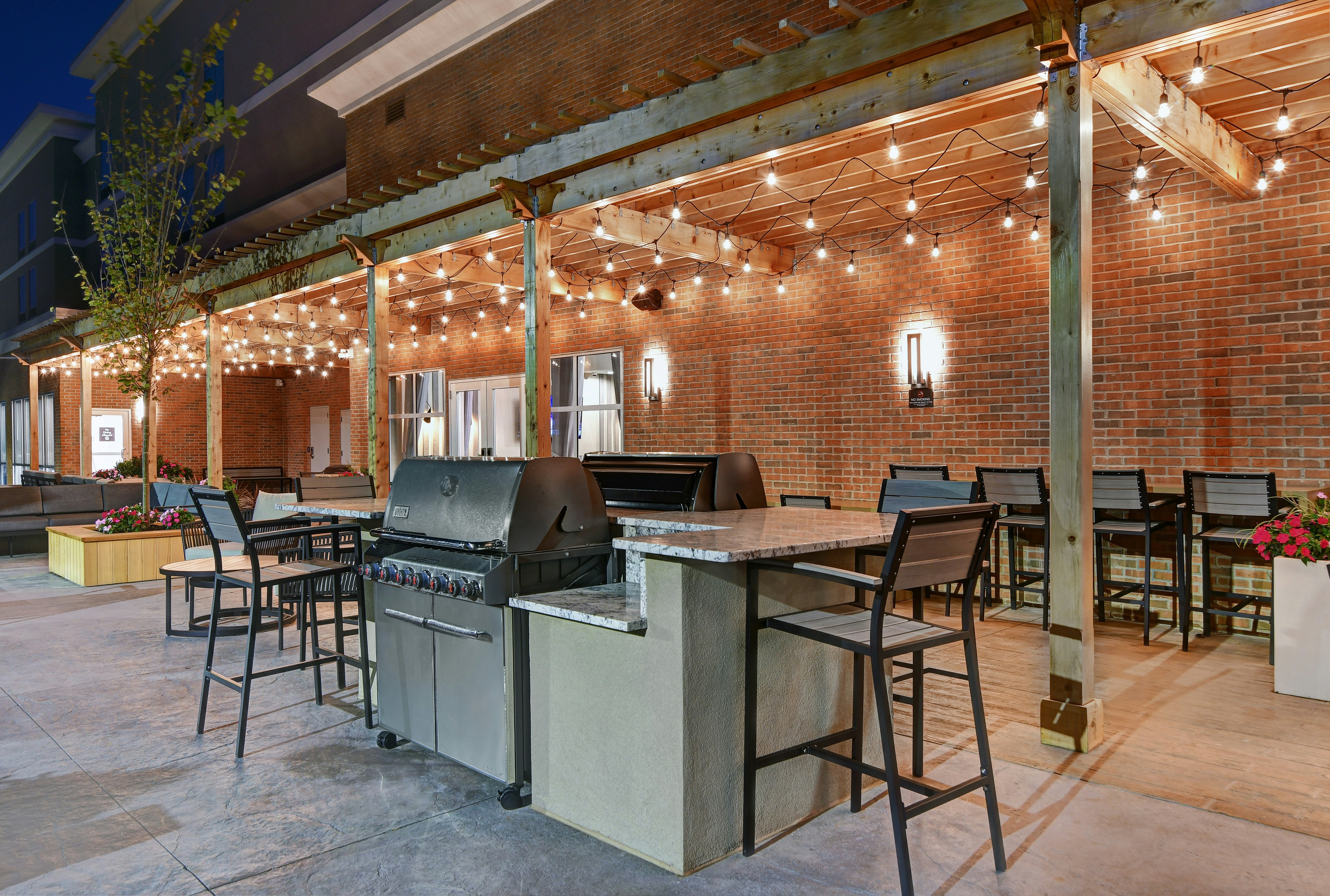Homewood Suites by Hilton Edison Woodbridge 24/32