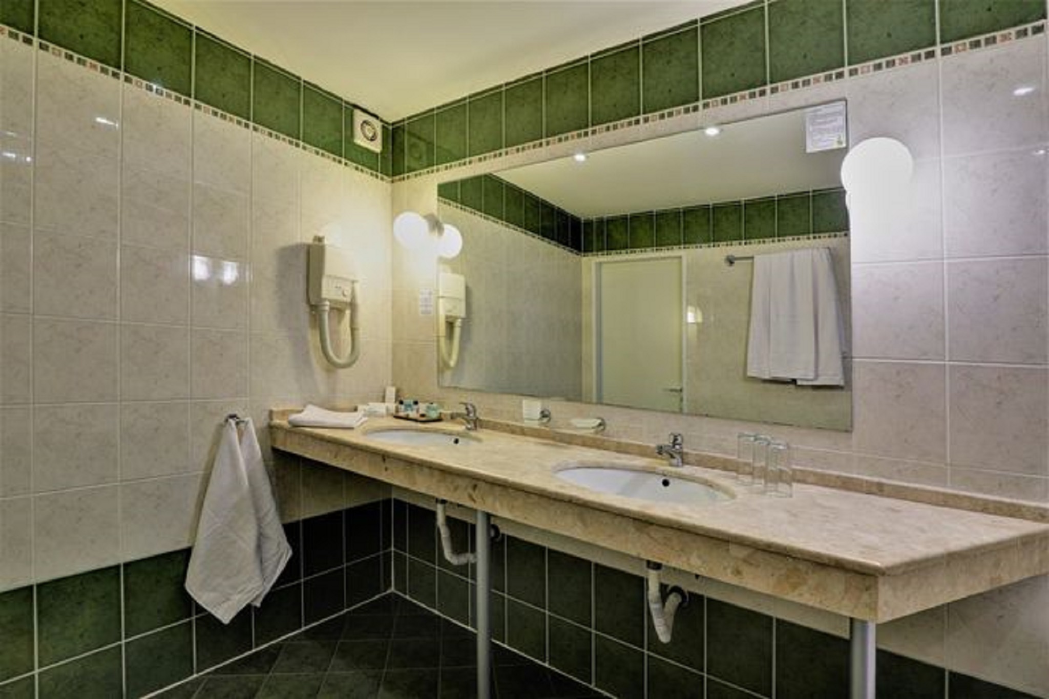 Mirabelle Hotel 91/91
