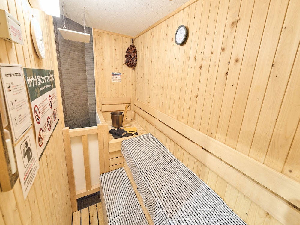 Anshin Oyado Shinjuku Male Only 25/50