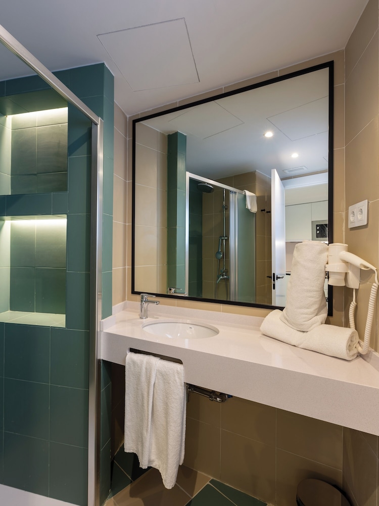 Sunway Atlanta Apartments 17/19