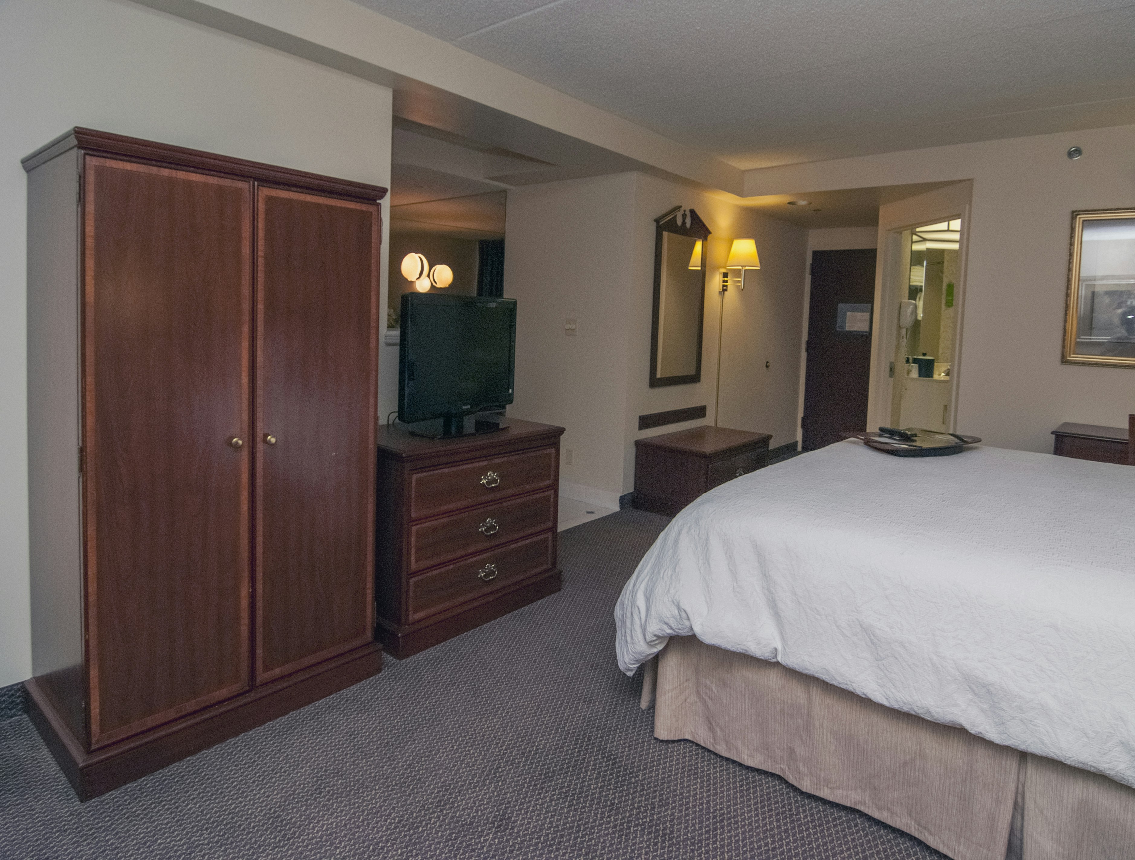 Hampton Inn Flemington 12/45