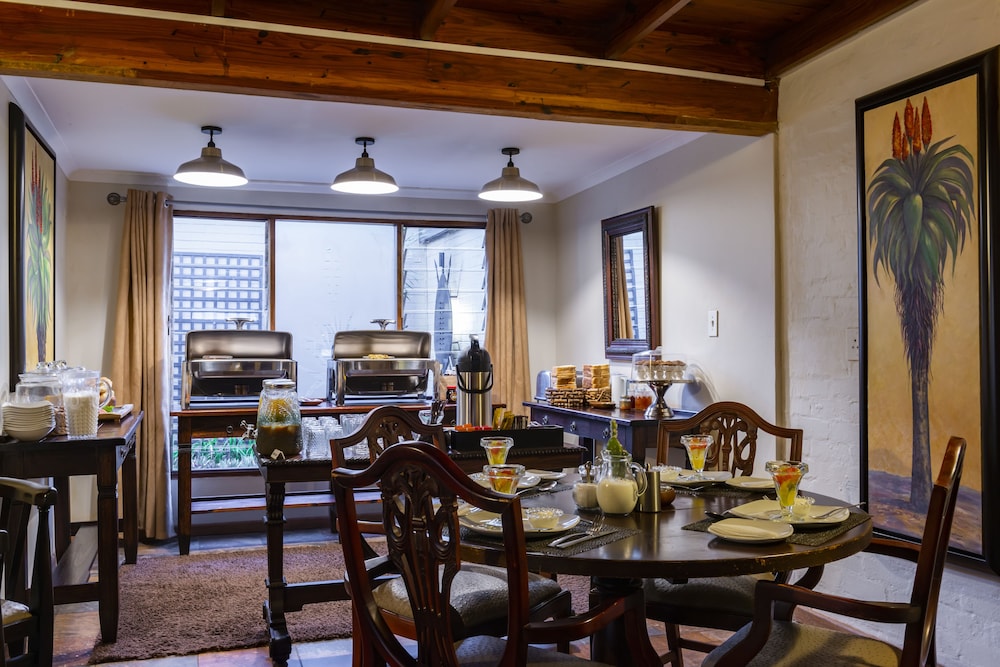 Ama Zulu Guesthouse And Safaris 33/50