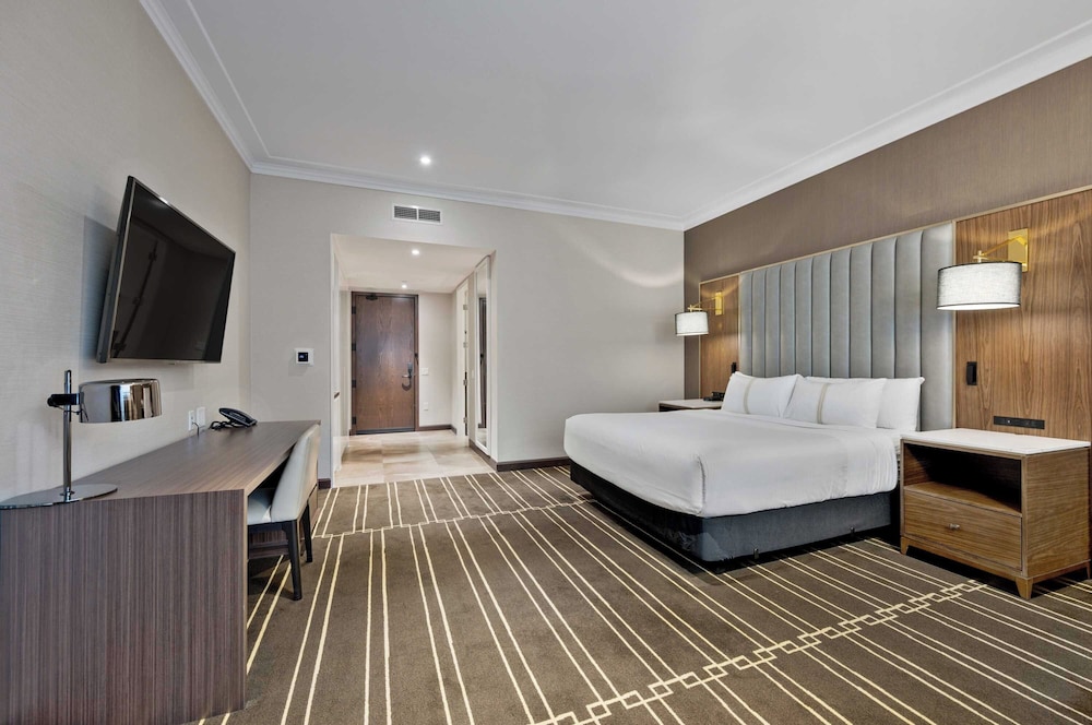 CLASSIC, KING BED, ACCESSIBLE