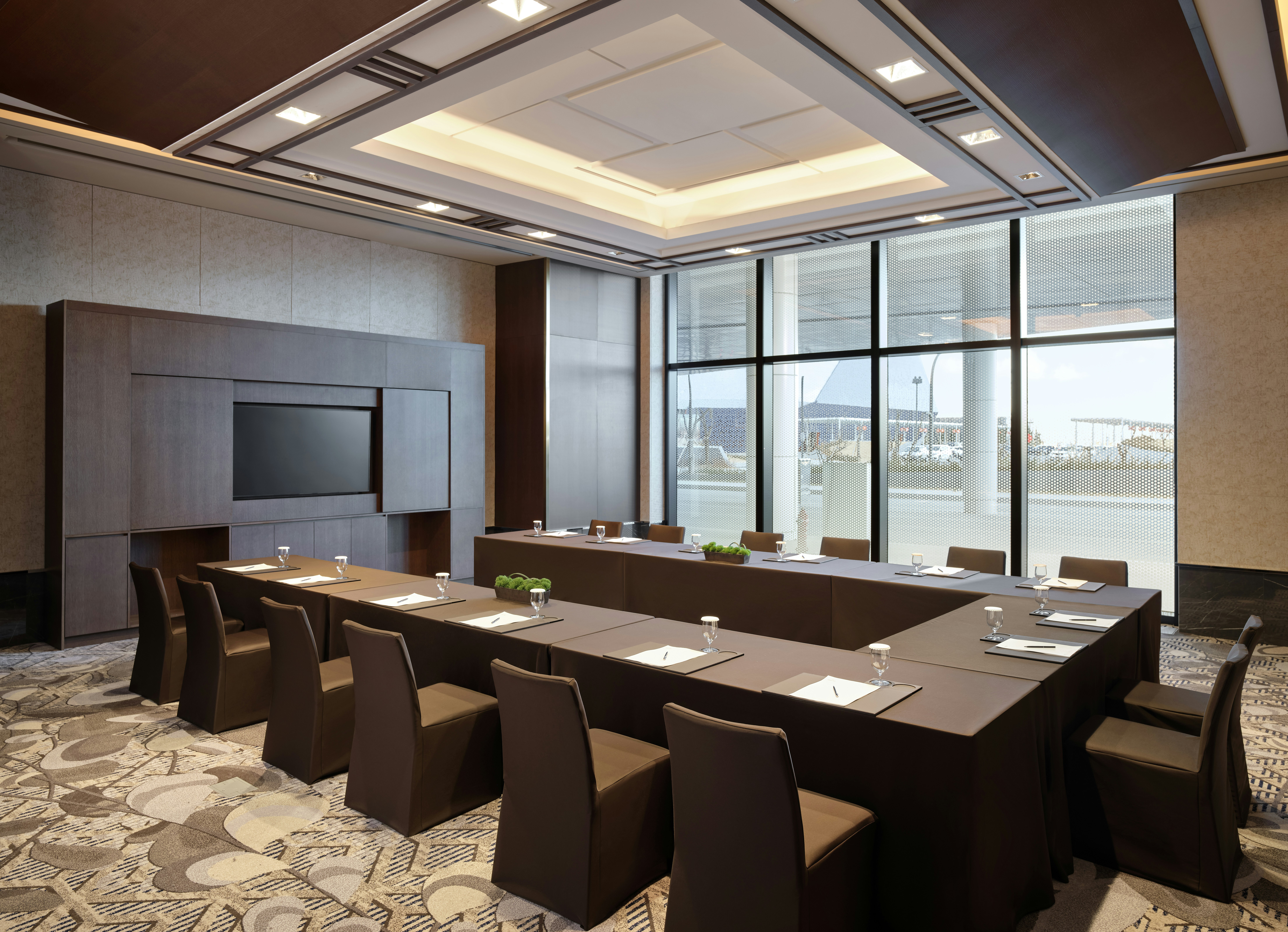 INSPIRE Entertainment Resort, A Hilton Partner Hotel 67/77