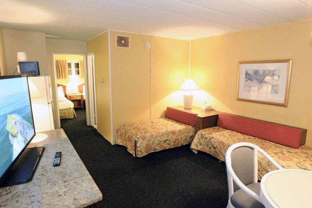 Quebec Motel 45/60