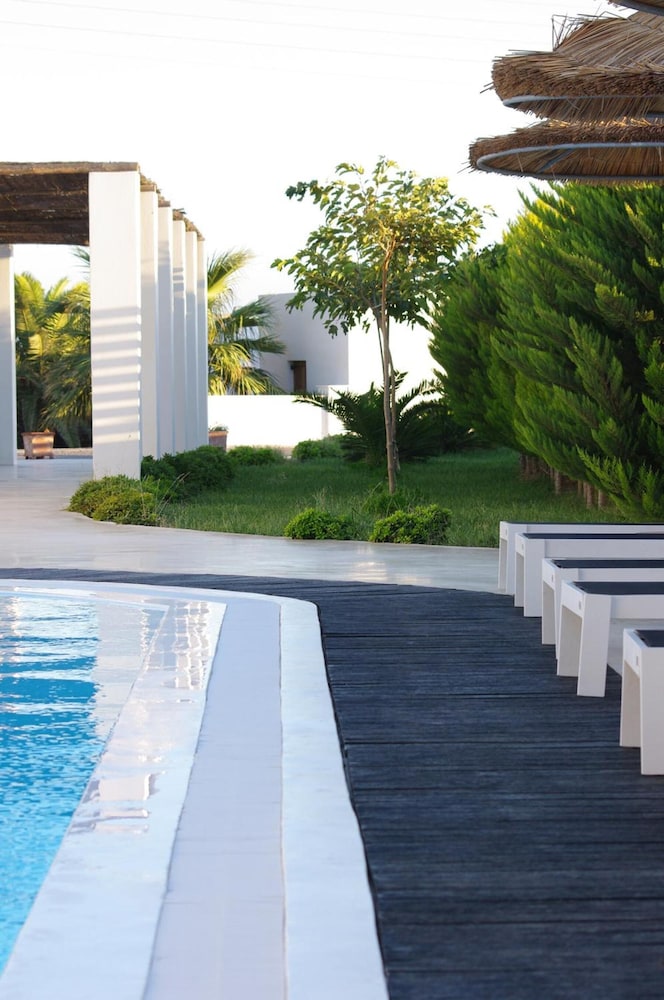 Villa Markezinis 37/48