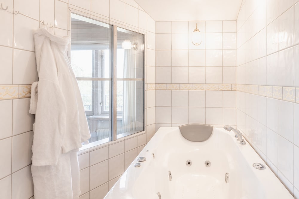 Klockargarden Hotell 46/50