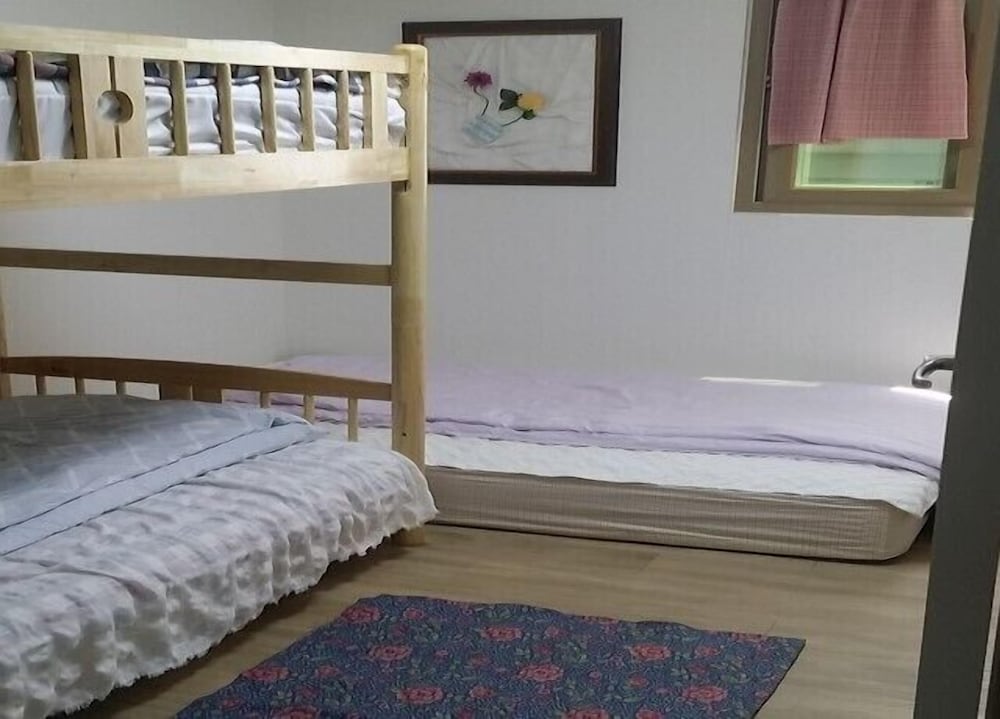 Pohang Youngildae Guesthouse - Hostel 12/50