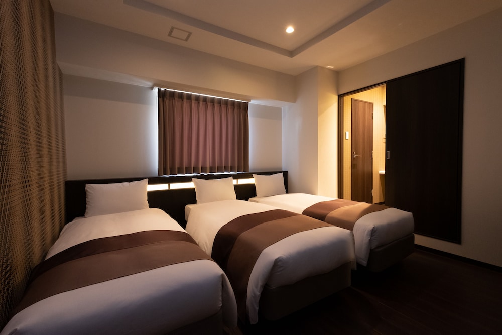 Nipponbashi Luxe Hotel 14/52