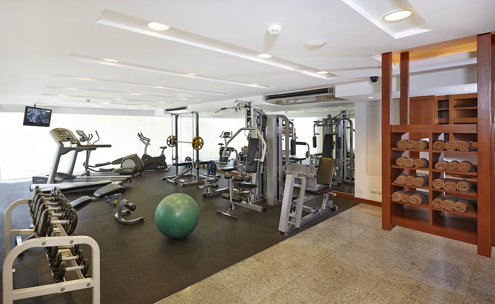 Woodlands Suites Serviced Residences 24/50