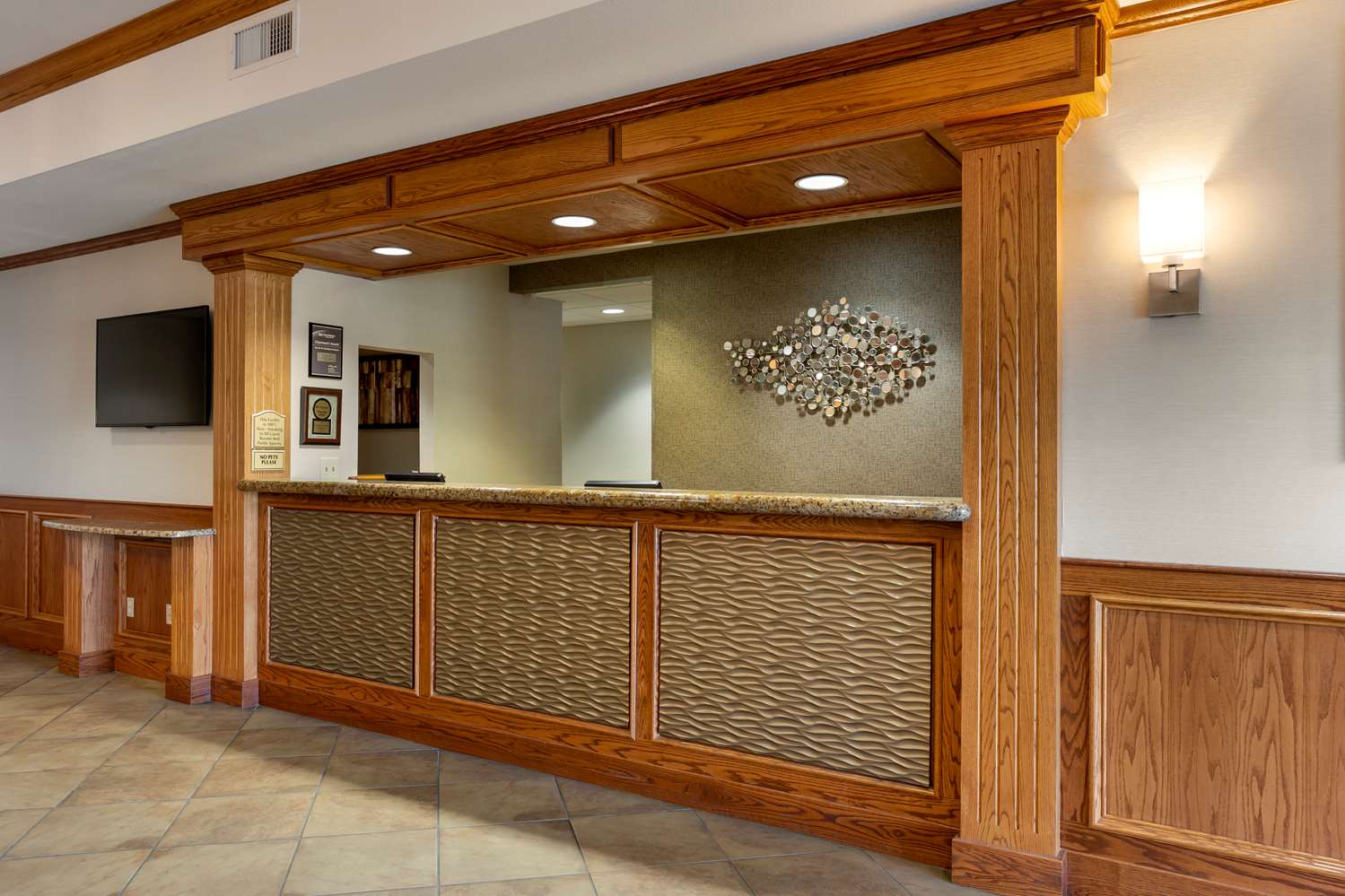 Best Western Plus Capital Inn 7/48