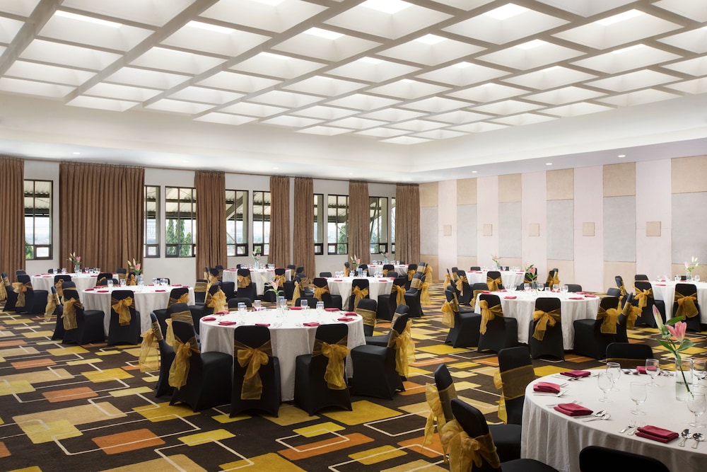 Lemo Hotel Serpong 45/62