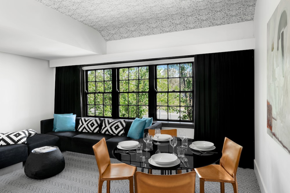 Peppers Gallery Hotel 42/77