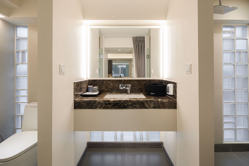 YANH Ratchawat hotel 45/50