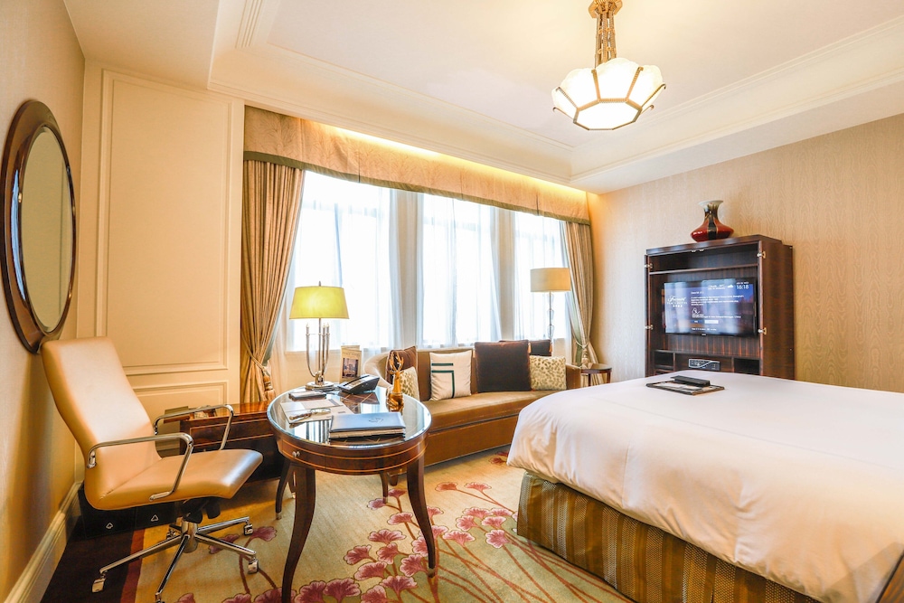 FAIRMONT PEACE HOTEL 16/50