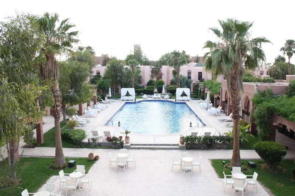 Hotel Karam Palace