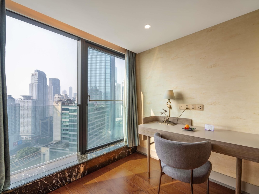 Mercure Chongqing Downtown 44/73