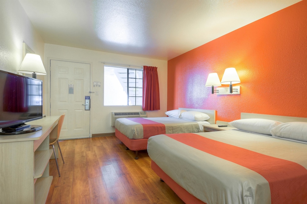 Motel6 El Cajon, CA - San Diego 29/38