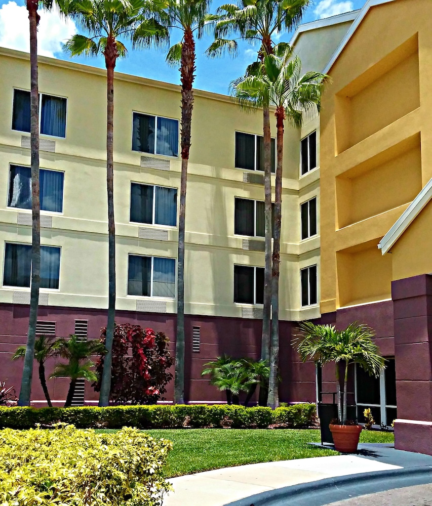 フェアフィールド イン バイ マリオット オーランド エアポート(FAIRFIELD INN BY MARRIOTT ORLANDO AIRPORT) 写真1