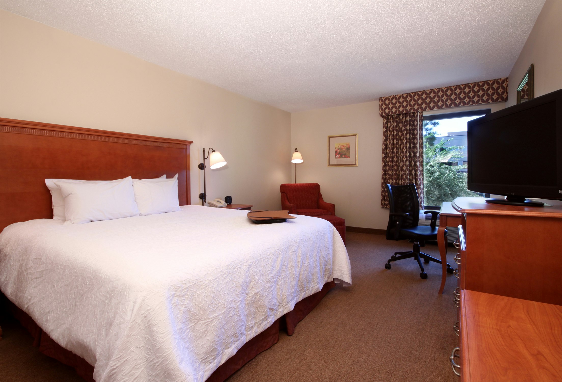 ROOM, KING BED