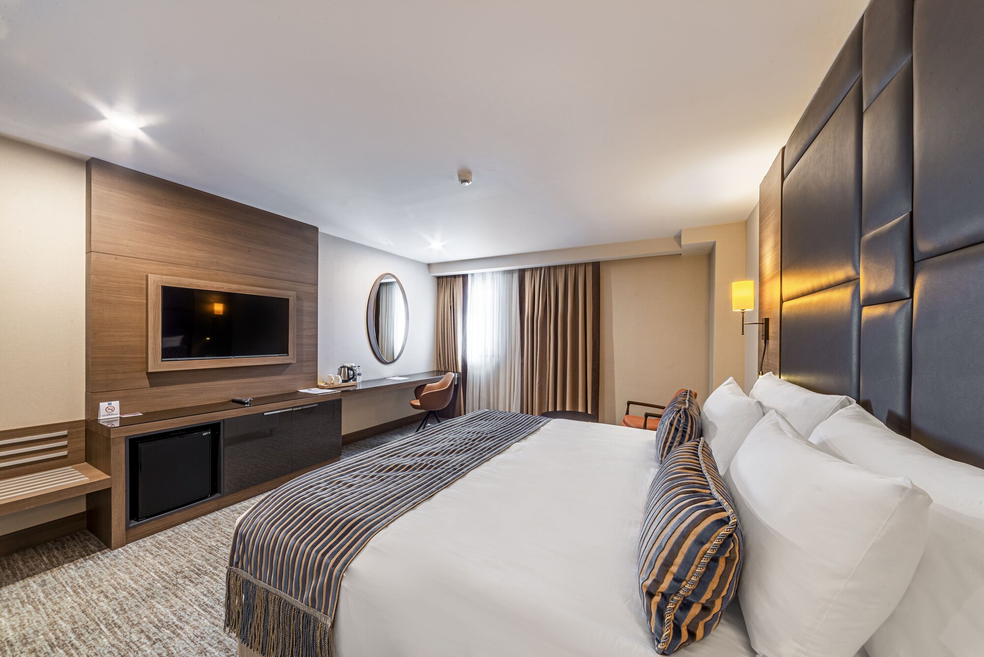 Fitness, King Bed