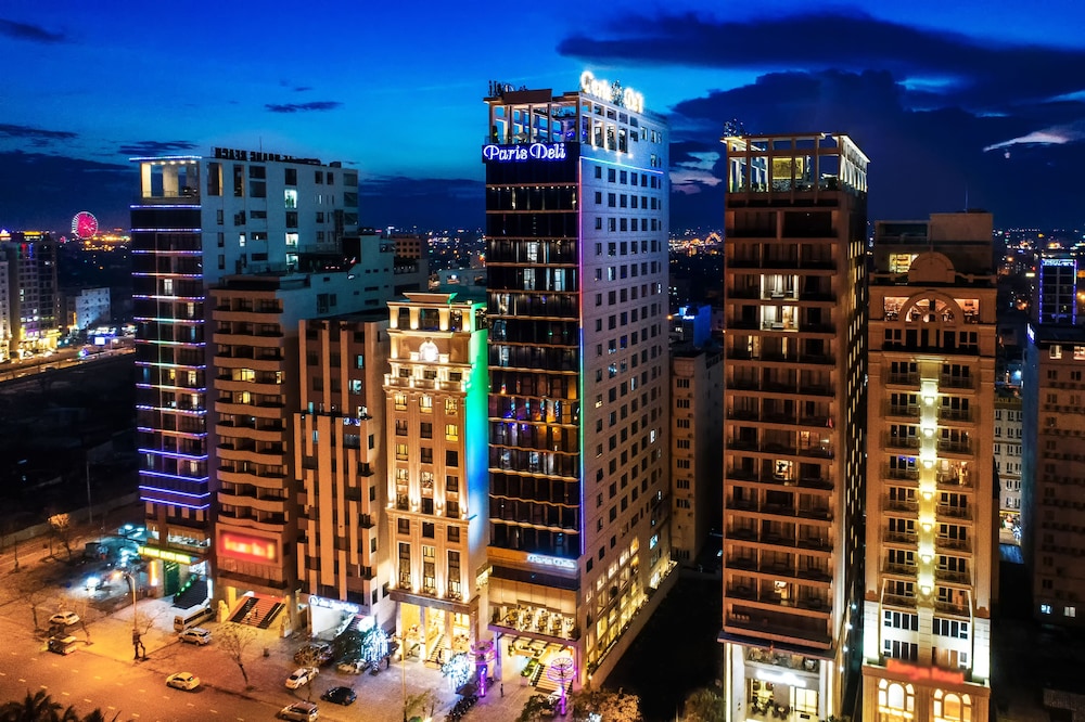 Paris Deli Danang Beach Hotel 4/80