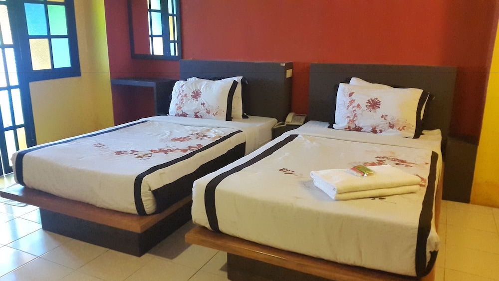 Bangkok Travel Suites 13/56