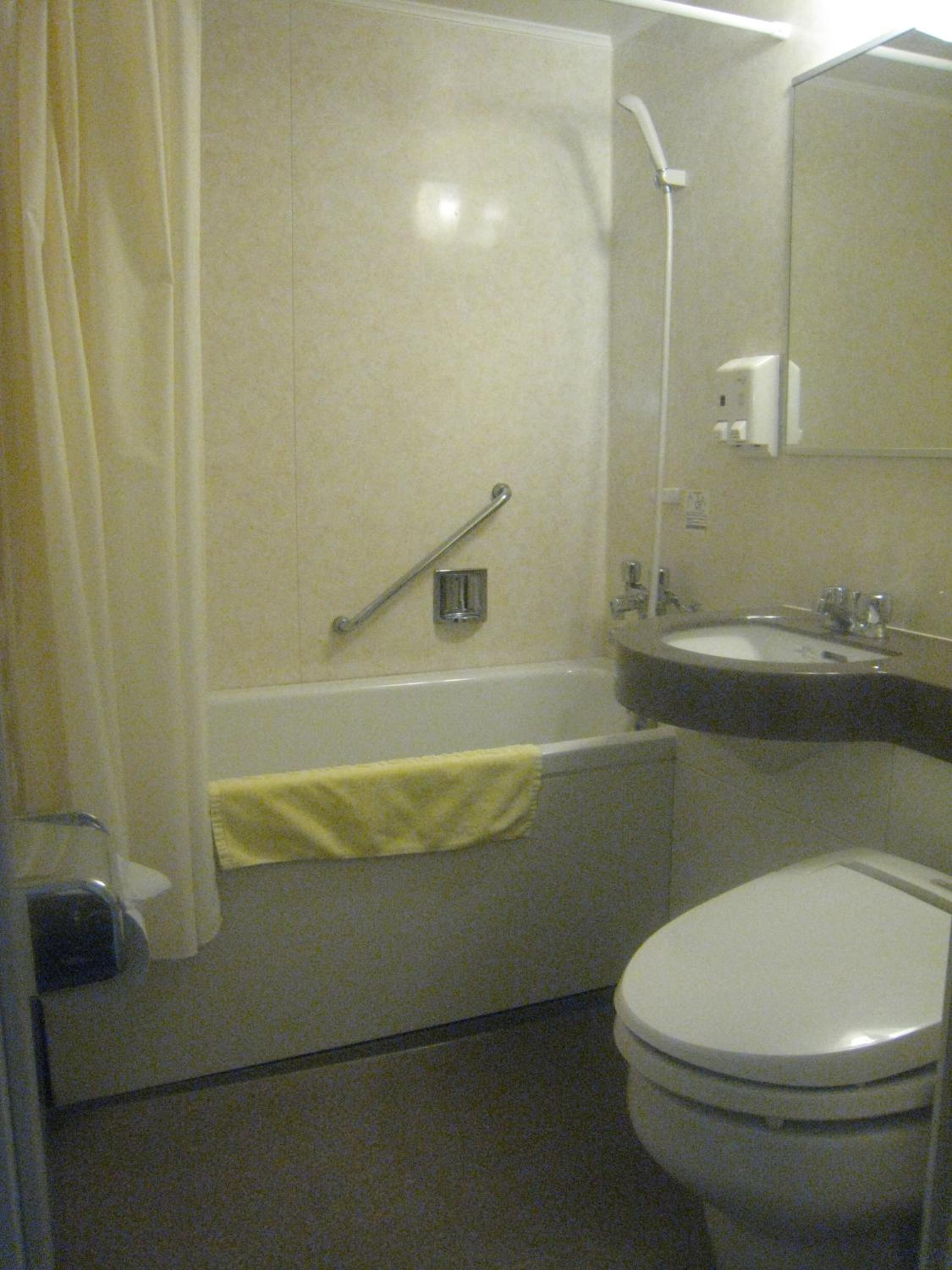 Ohta Grand Hotel 51/53