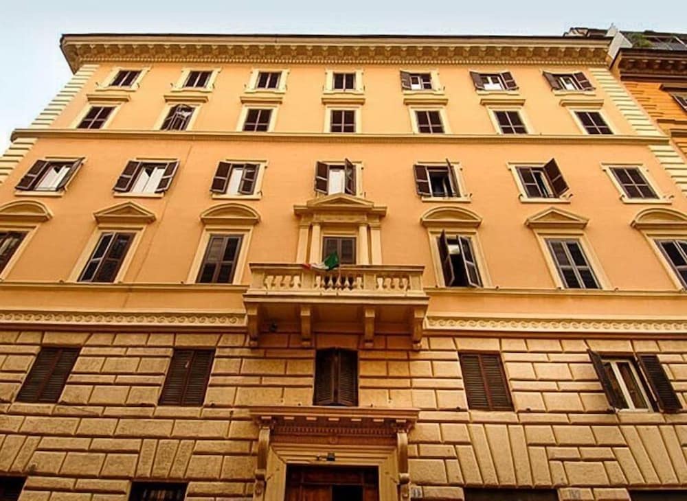 Hotel Ercoli 1/32
