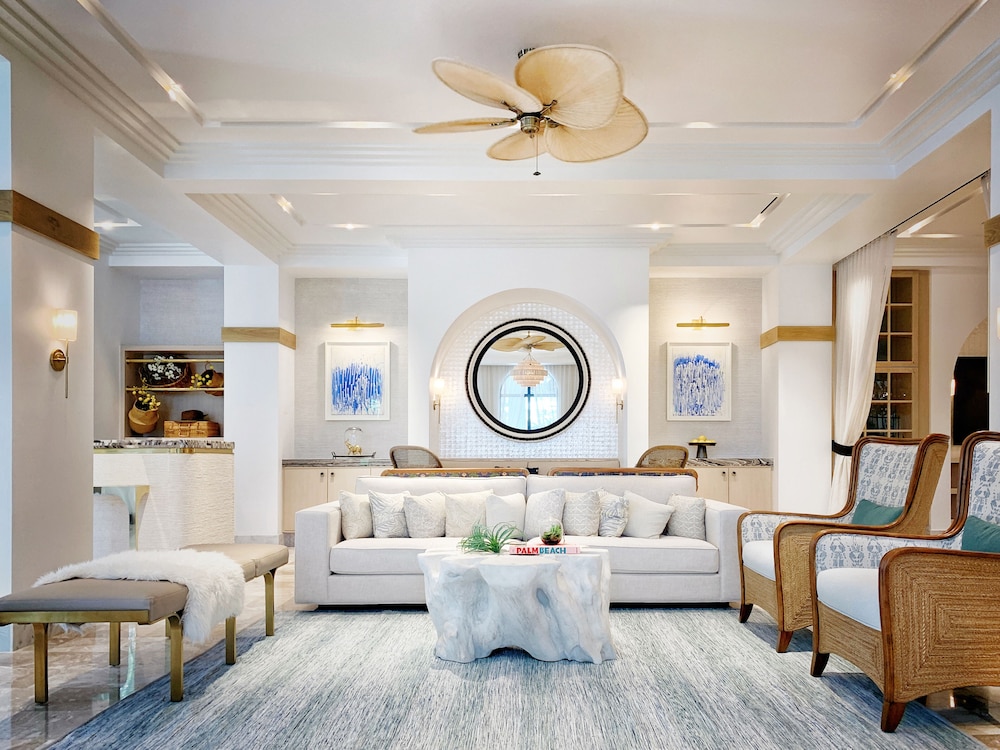 White Elephant Palm Beach 40/62
