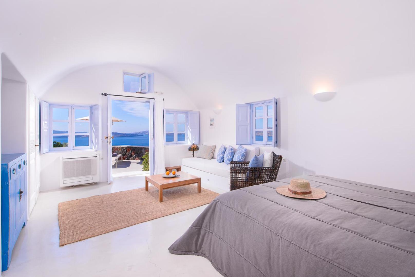 Cliff House, Caldera View