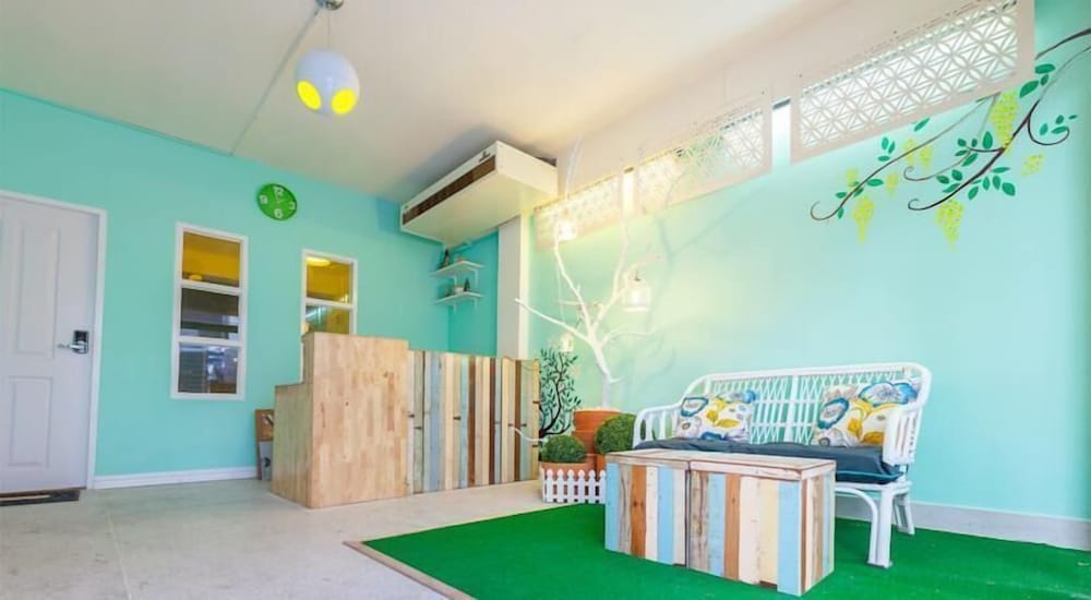 Kamin Bird Hostel 2/24