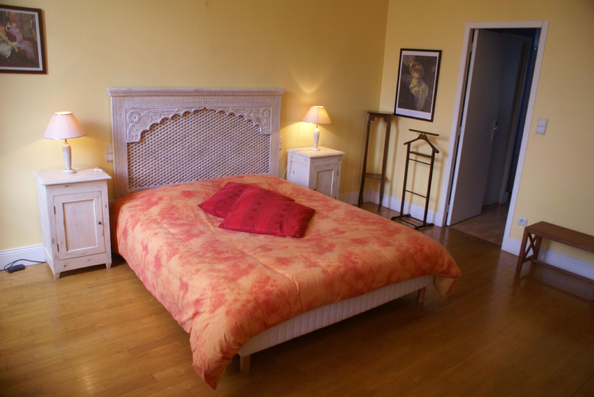Tower, Double Bed