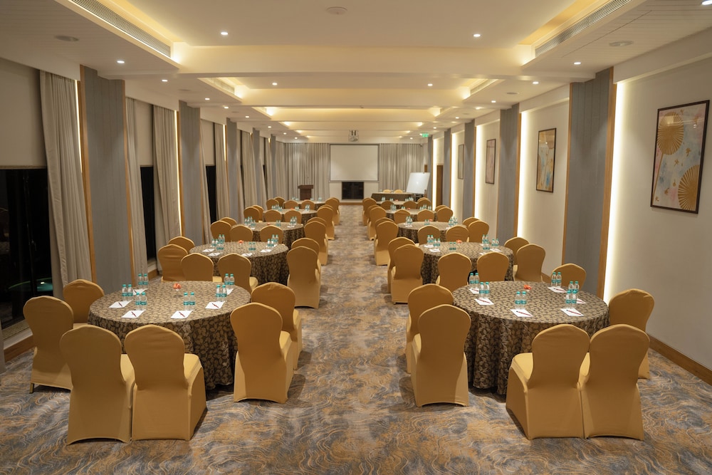 U Rivergate Karjat 43/58