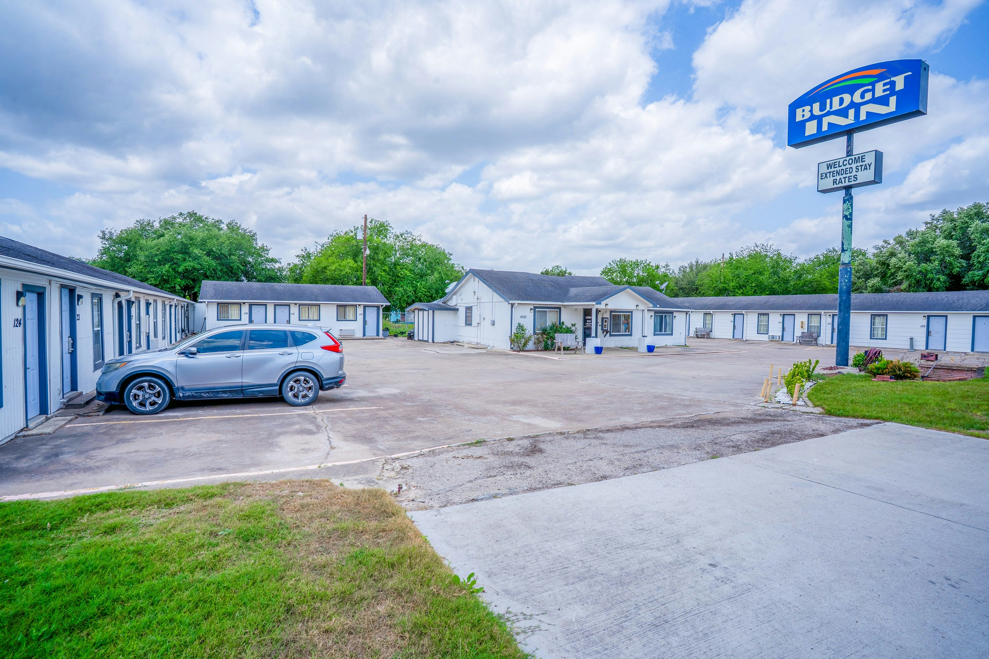 OYO Budget Inn Falfurrias Hwy 281 28/50