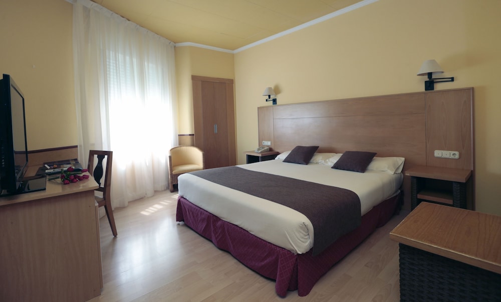 STANDARD, SINGLE, DOUBLE BED