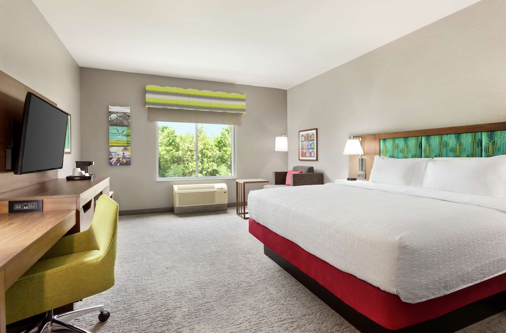 ROOM, KING BED, ACCESSIBLE