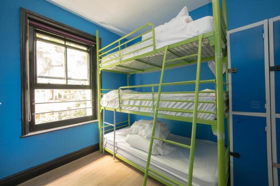 Phoenix Hostel 11/20