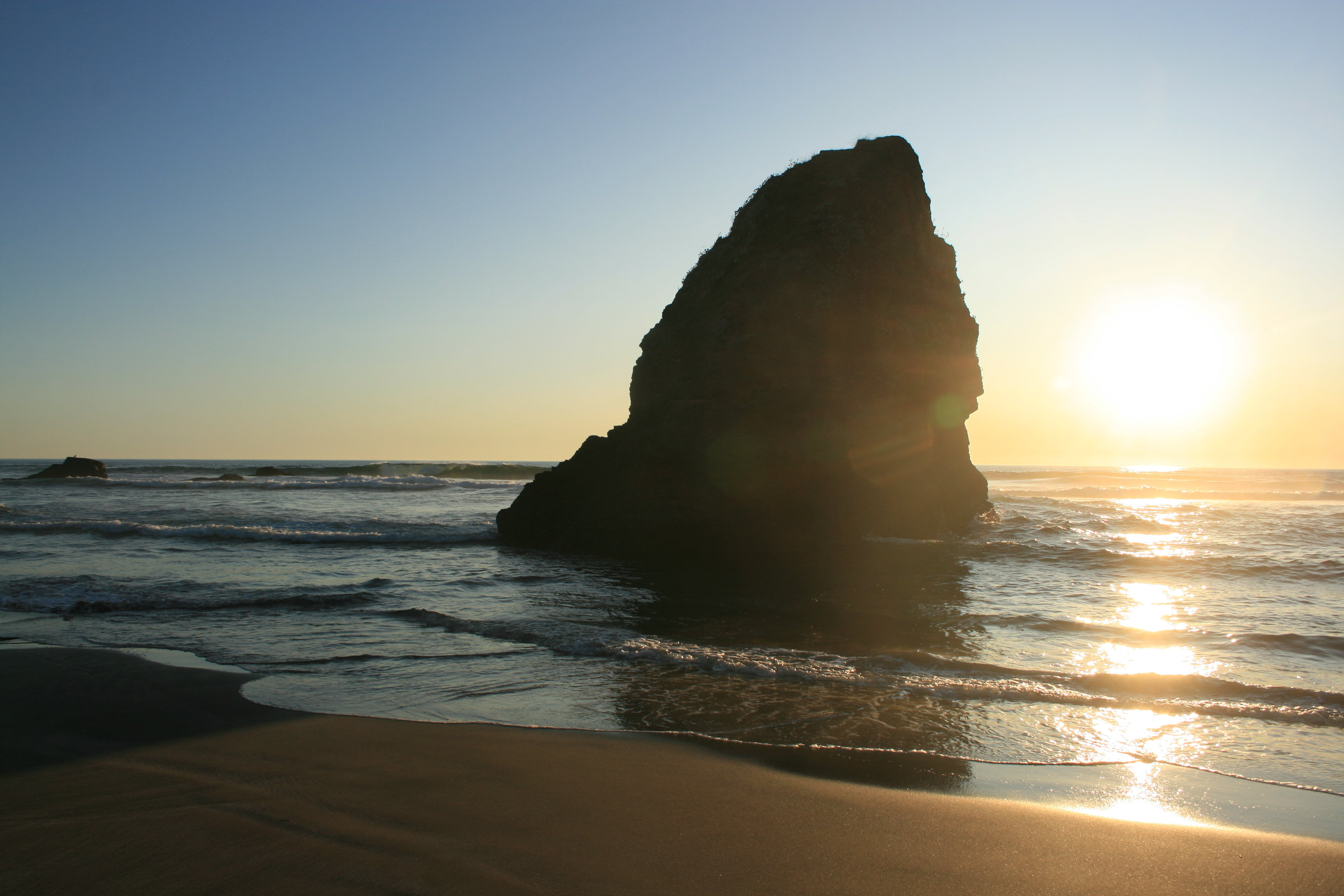 Holiday Inn Express Fort Bragg 30/31