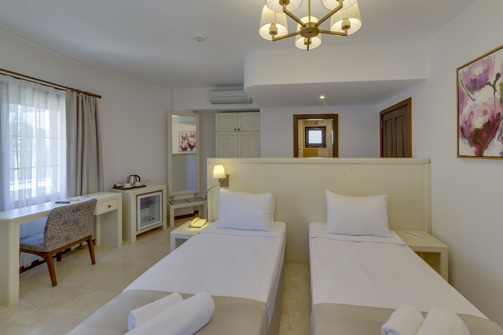 Orcey Hotel 72/94