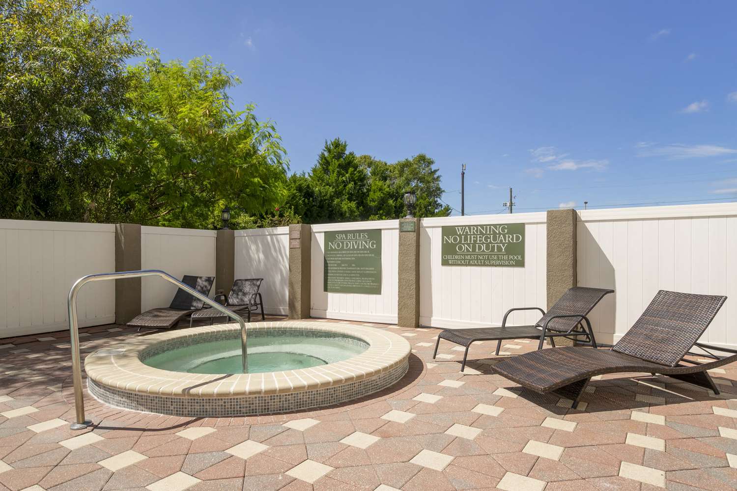 Country Inn and Suites by Radisson Tampa Airport North FL 24/48