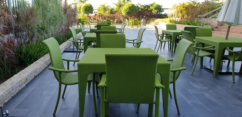 Mactan Newtown With Ocean View 33/50