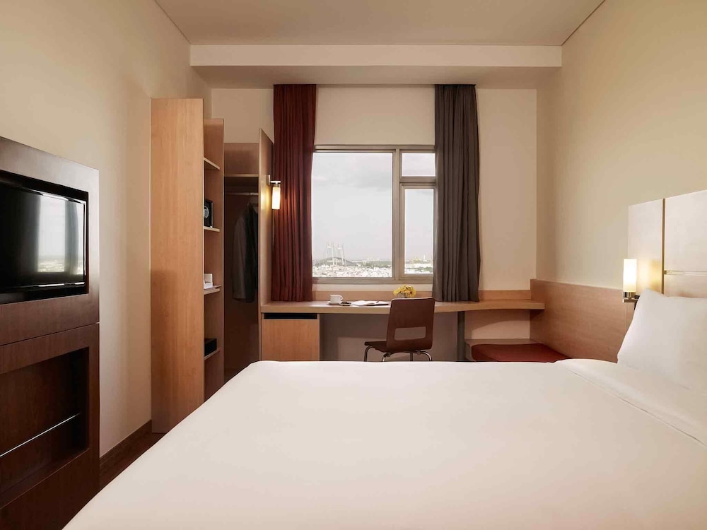 Ibis Saigon South 22/50
