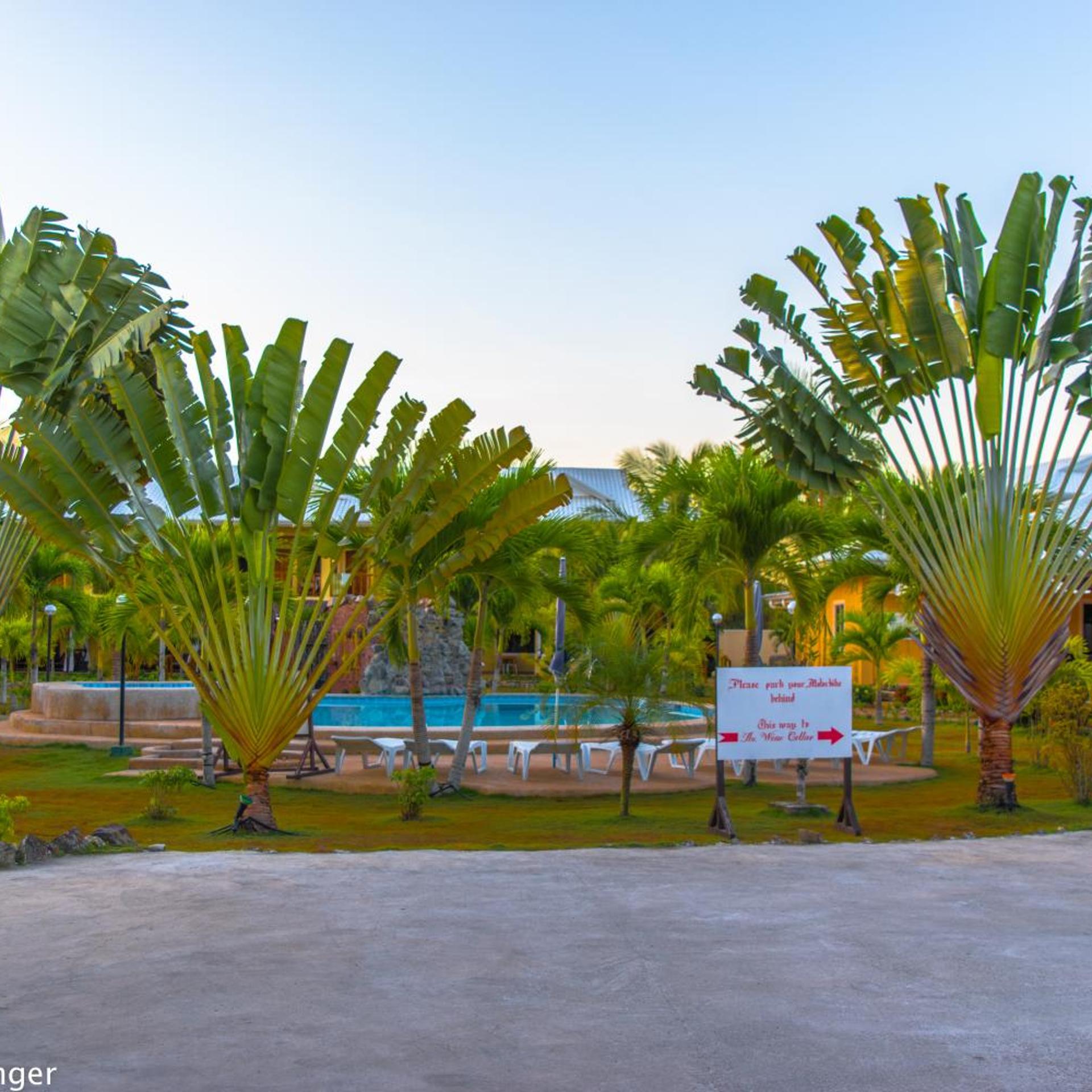Bohol Sunside Resort 30/50