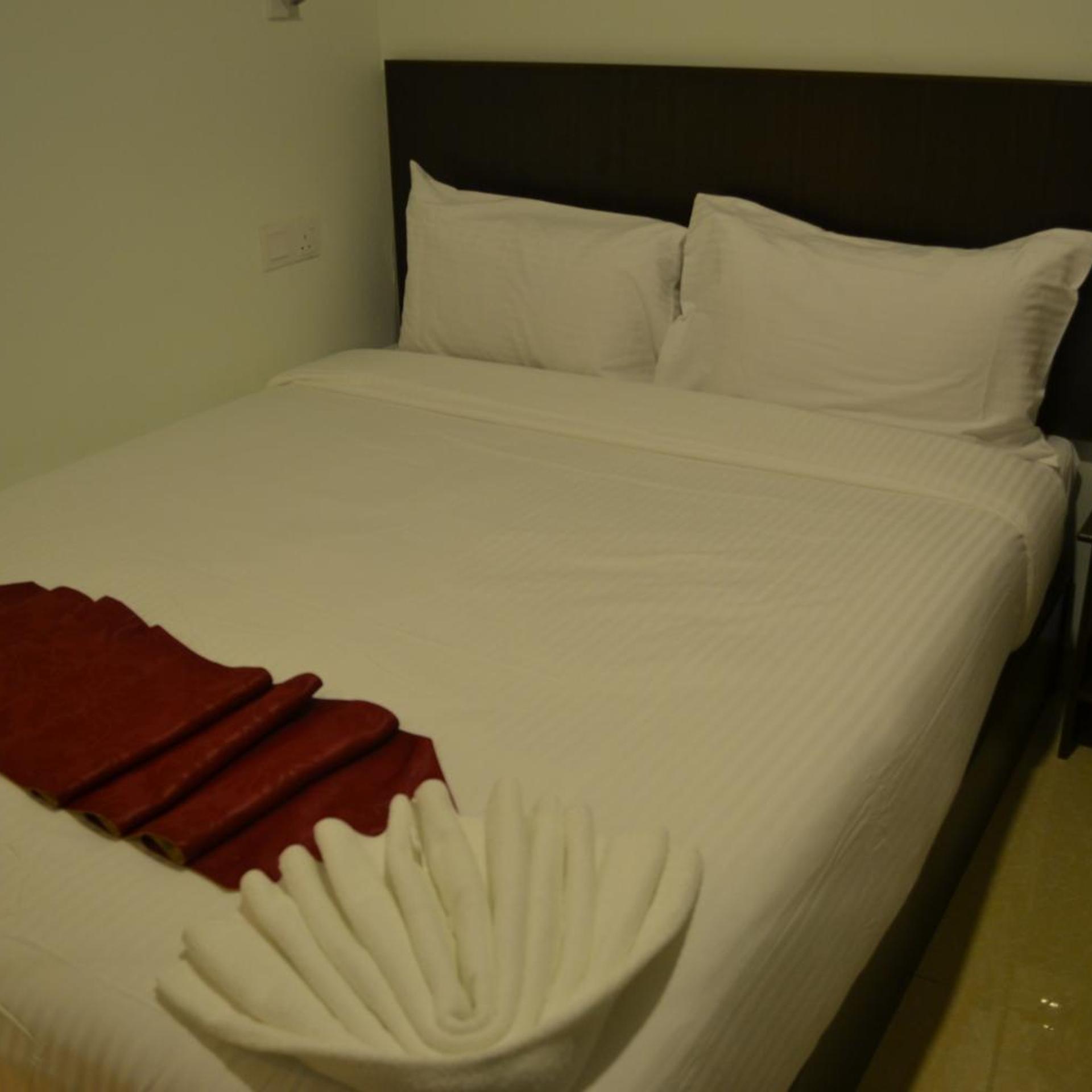 DR Hotel 11/51
