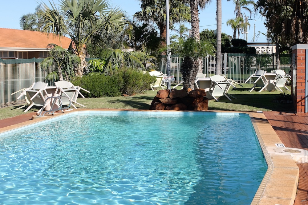 Hospitality Inn Geraldton SureStay Collection by Best Western 2/37
