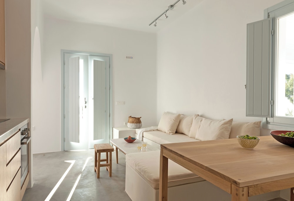 Horizon, Luxury, Studio, Suite, King Bed, Sea View, Sofa، SANTORINI HEIGHTS 4/9