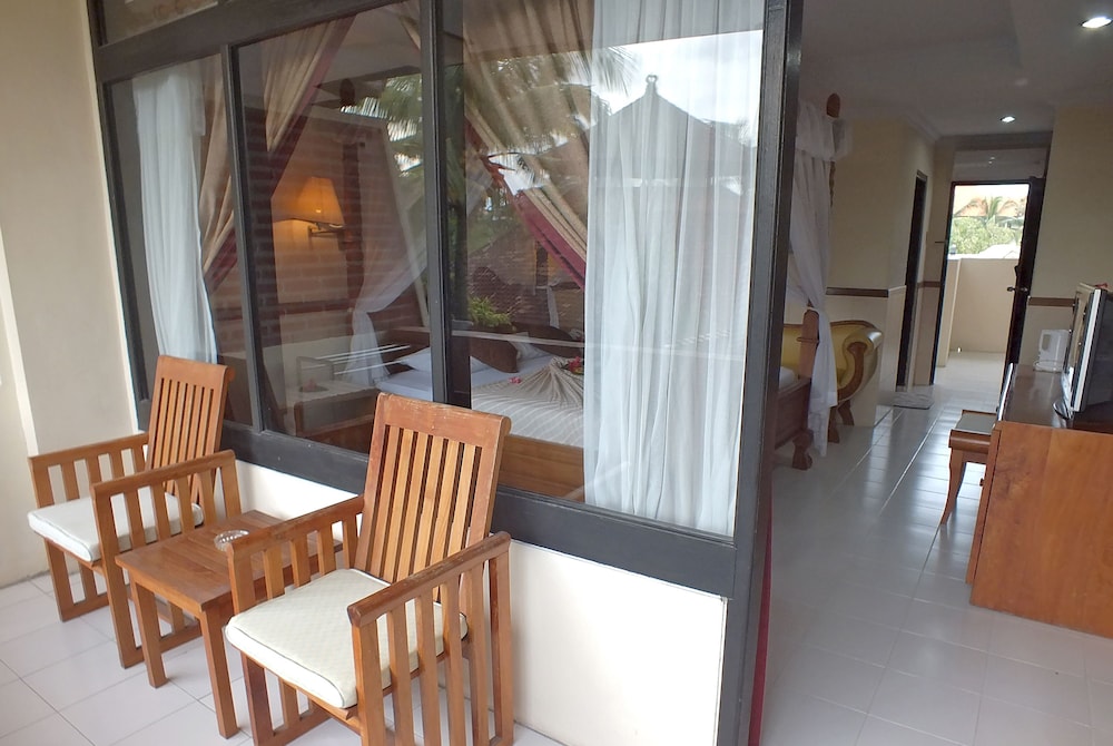 Palm Beach Hotel Bali 23/38
