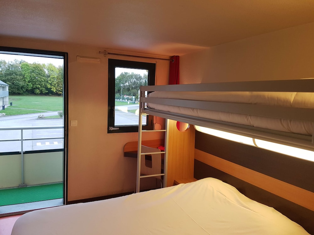 Premiere Classe Amiens Glisy 37/62